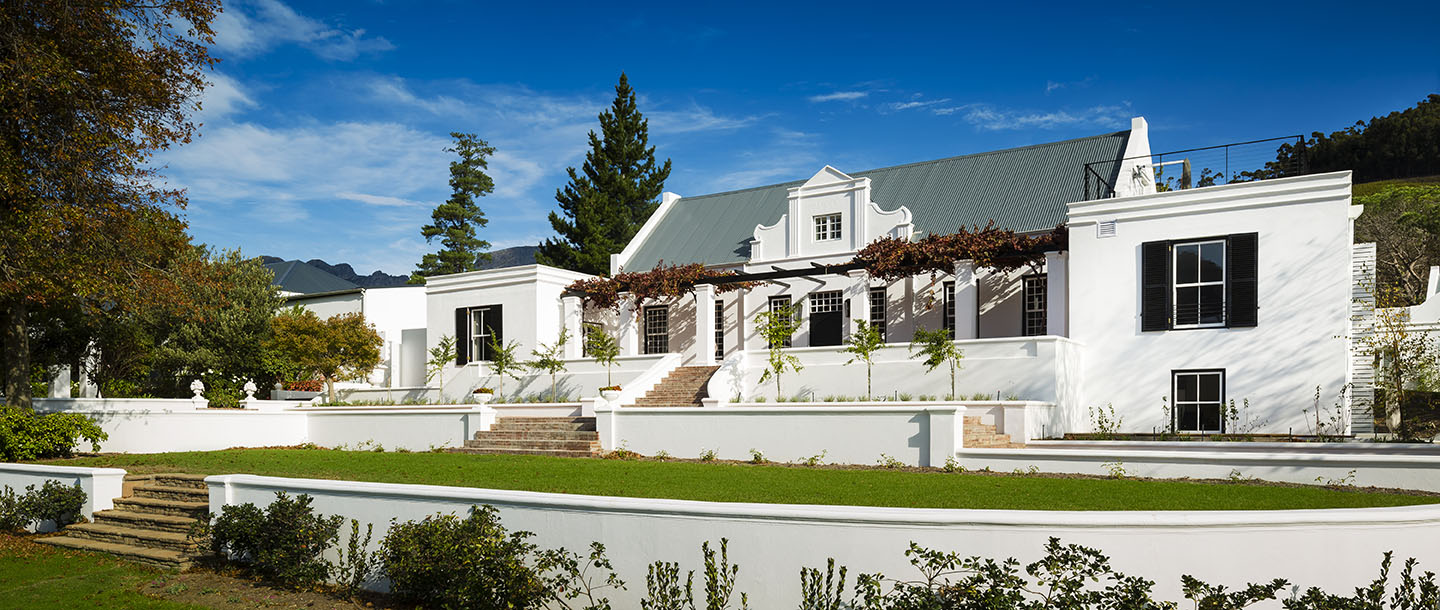 Mont Rochelle Hotel & Mountain Vineyards