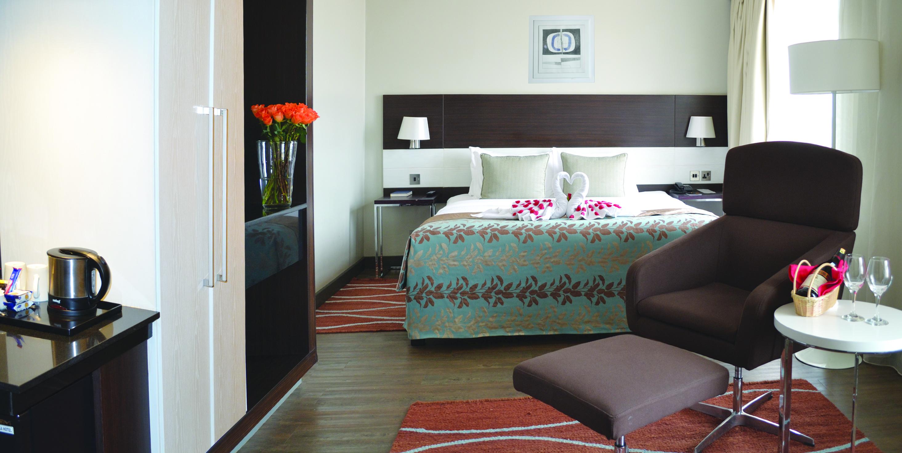 Eka Hotel thumbnail 1