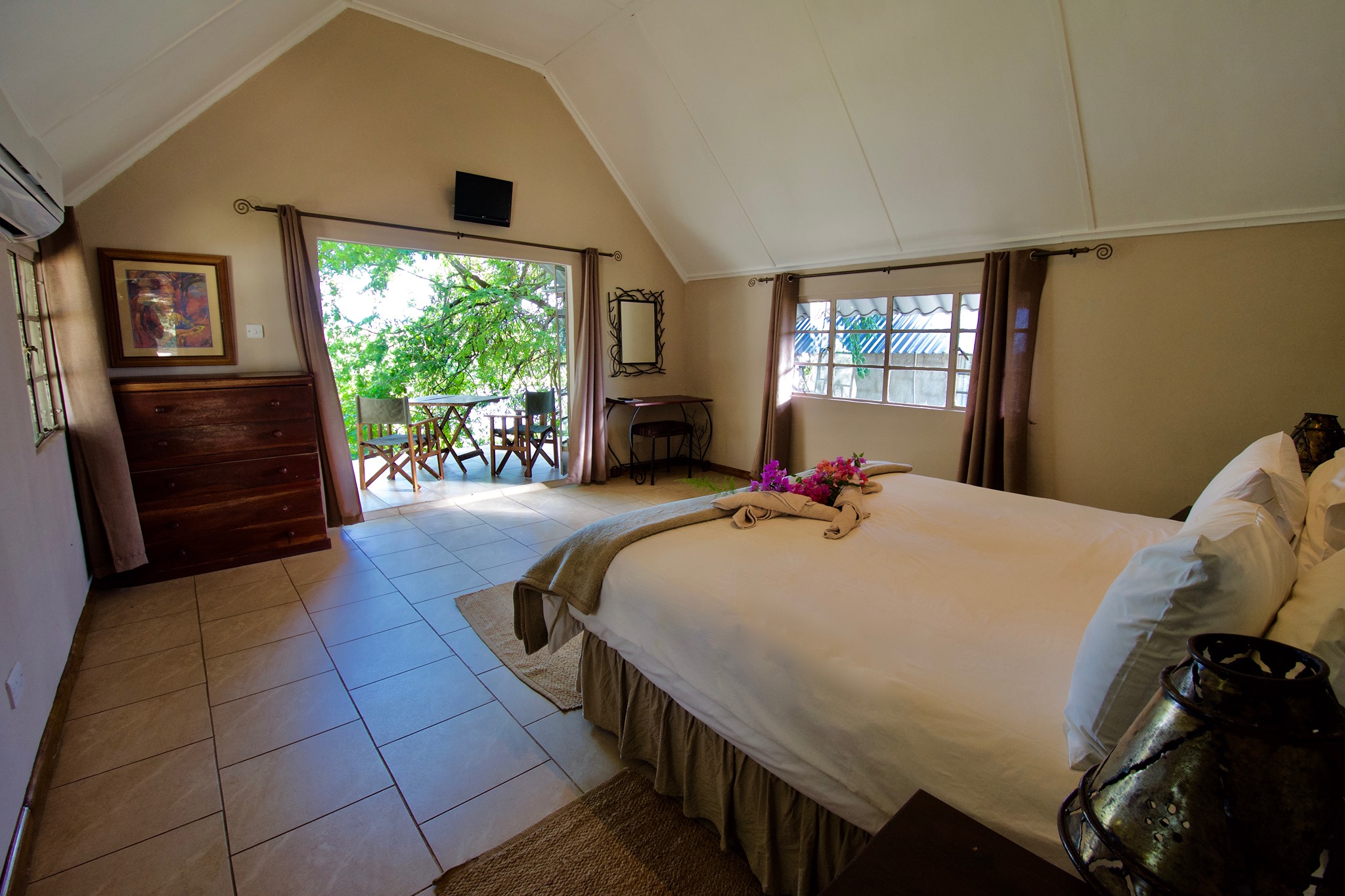 Gwabi River Lodge thumbnail 2