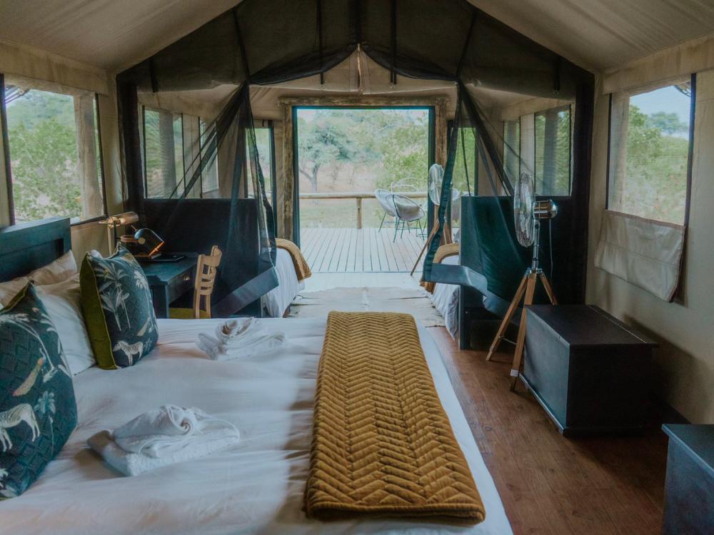 Mogotlho Safari Lodge thumbnail 3