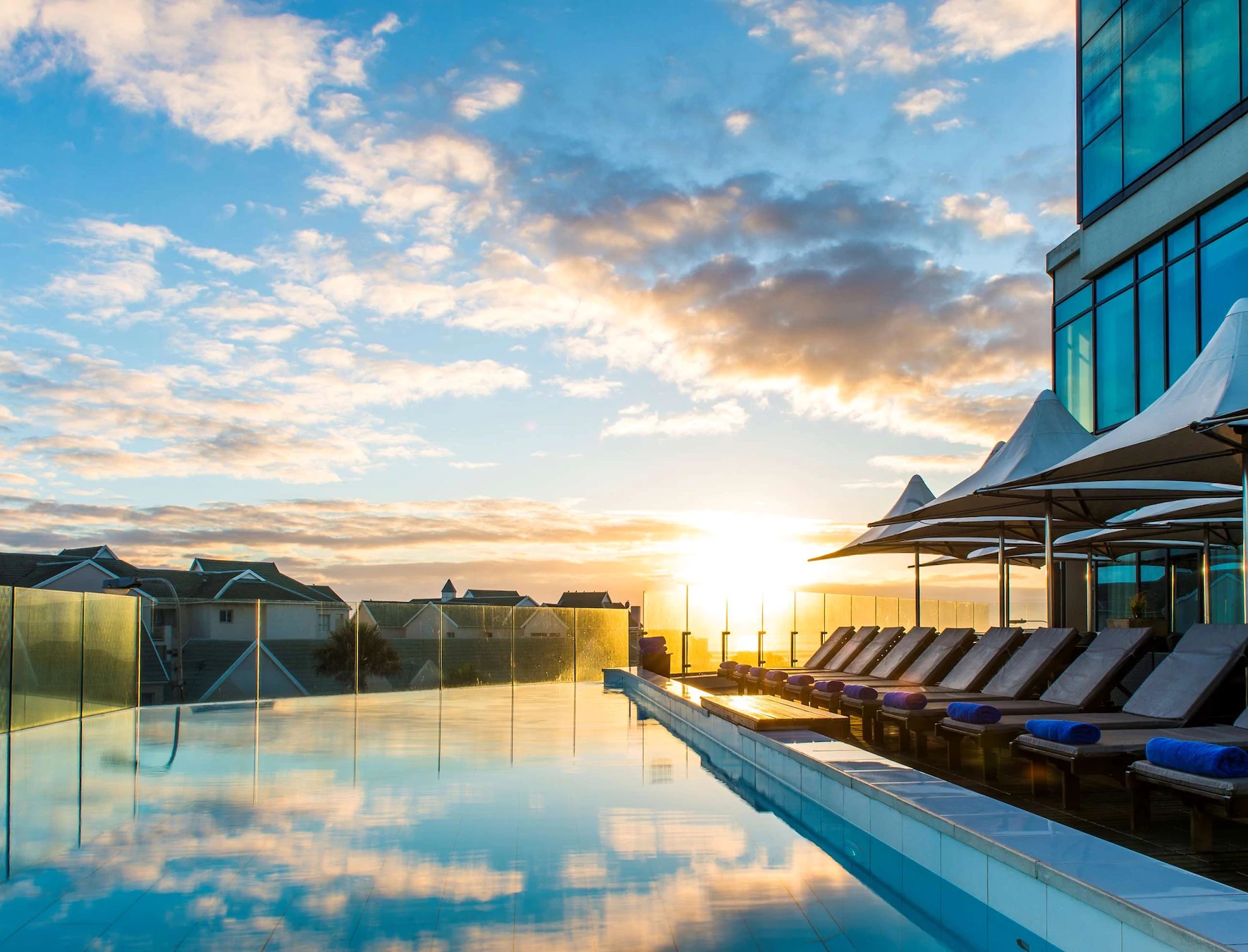 Radisson Blu Hotel thumbnail 2