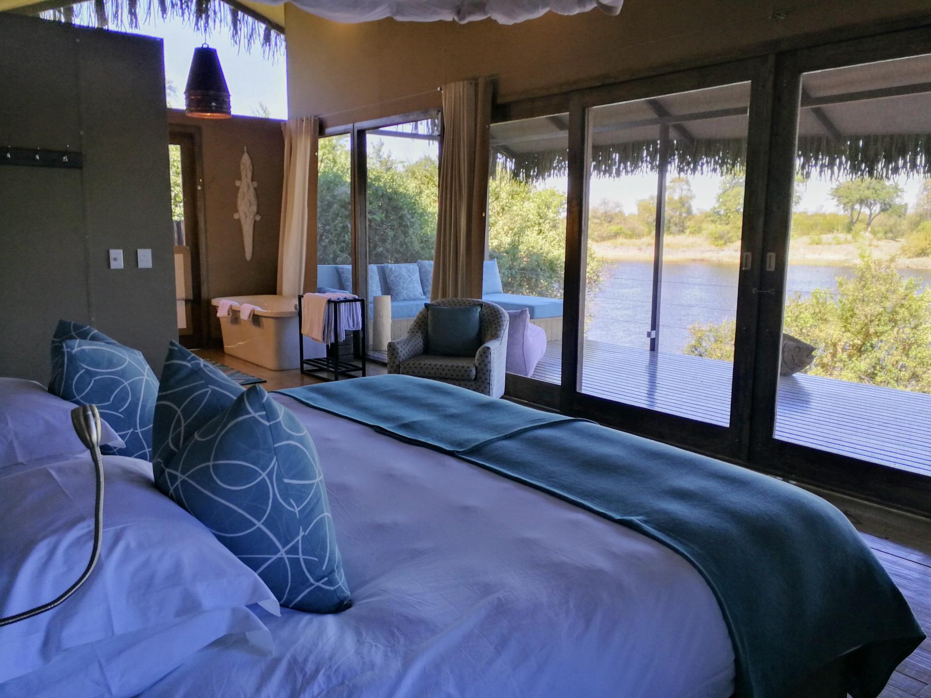 Chundu Island Camp thumbnail 3