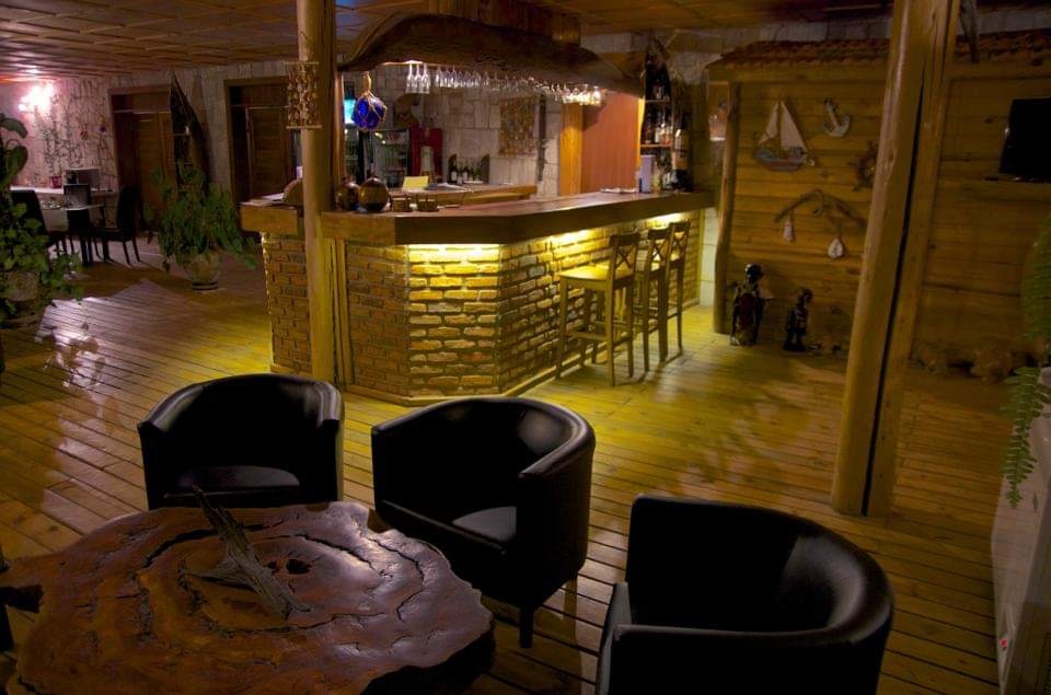 Cormoran Lodge thumbnail 6