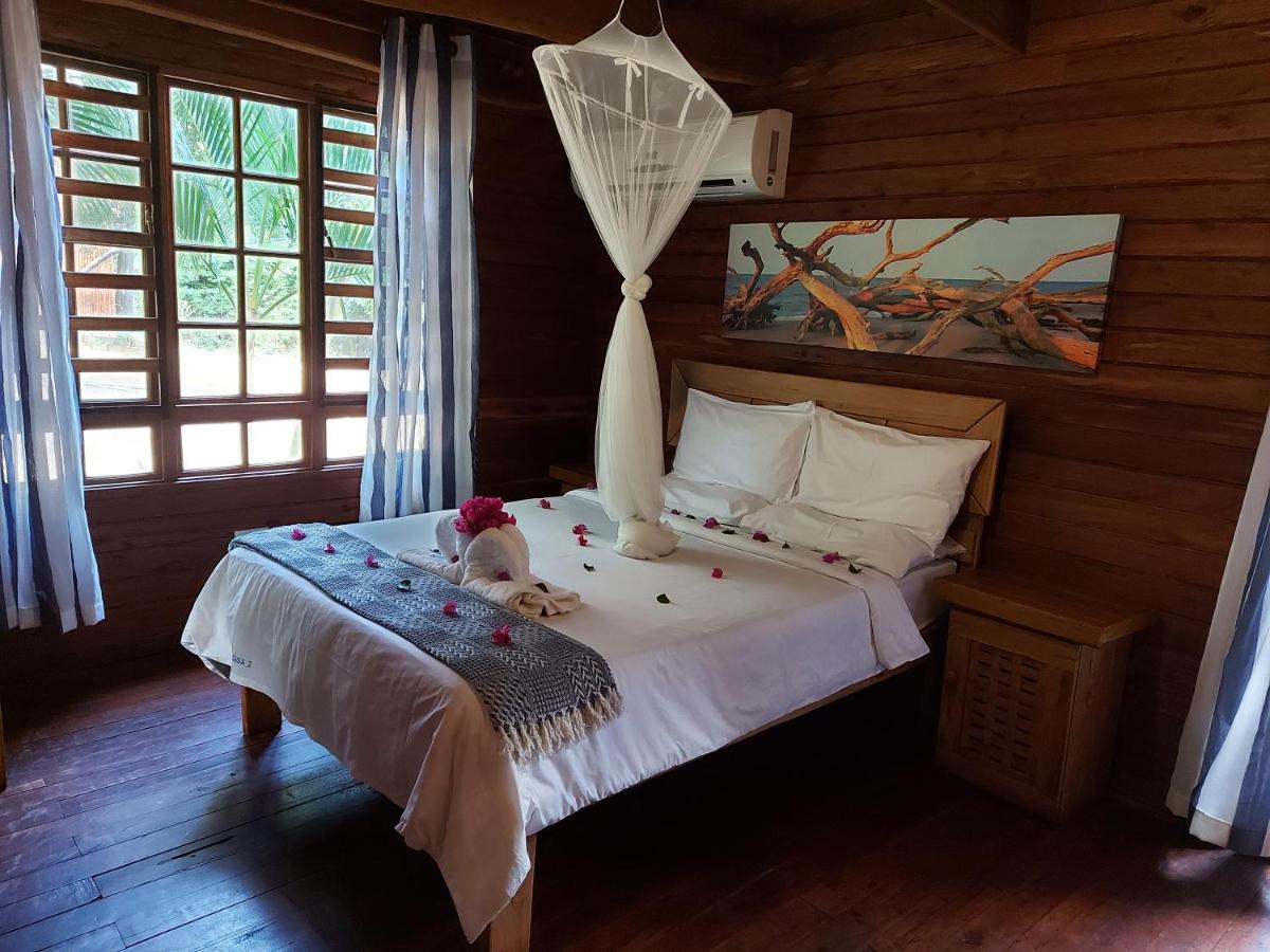 East Africa Safaris thumbnail 4