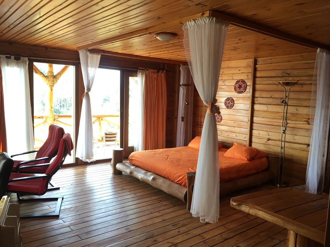 Cormoran Lodge thumbnail 5