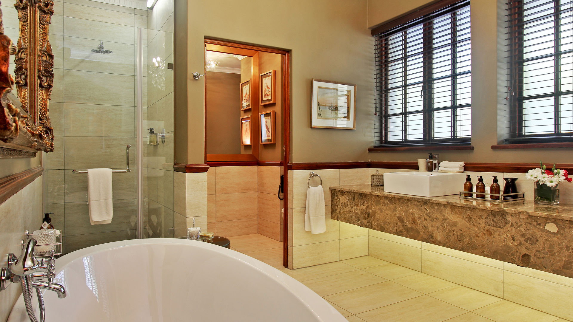 <p>Luxurious, spacious,, stocked with amenities</p>