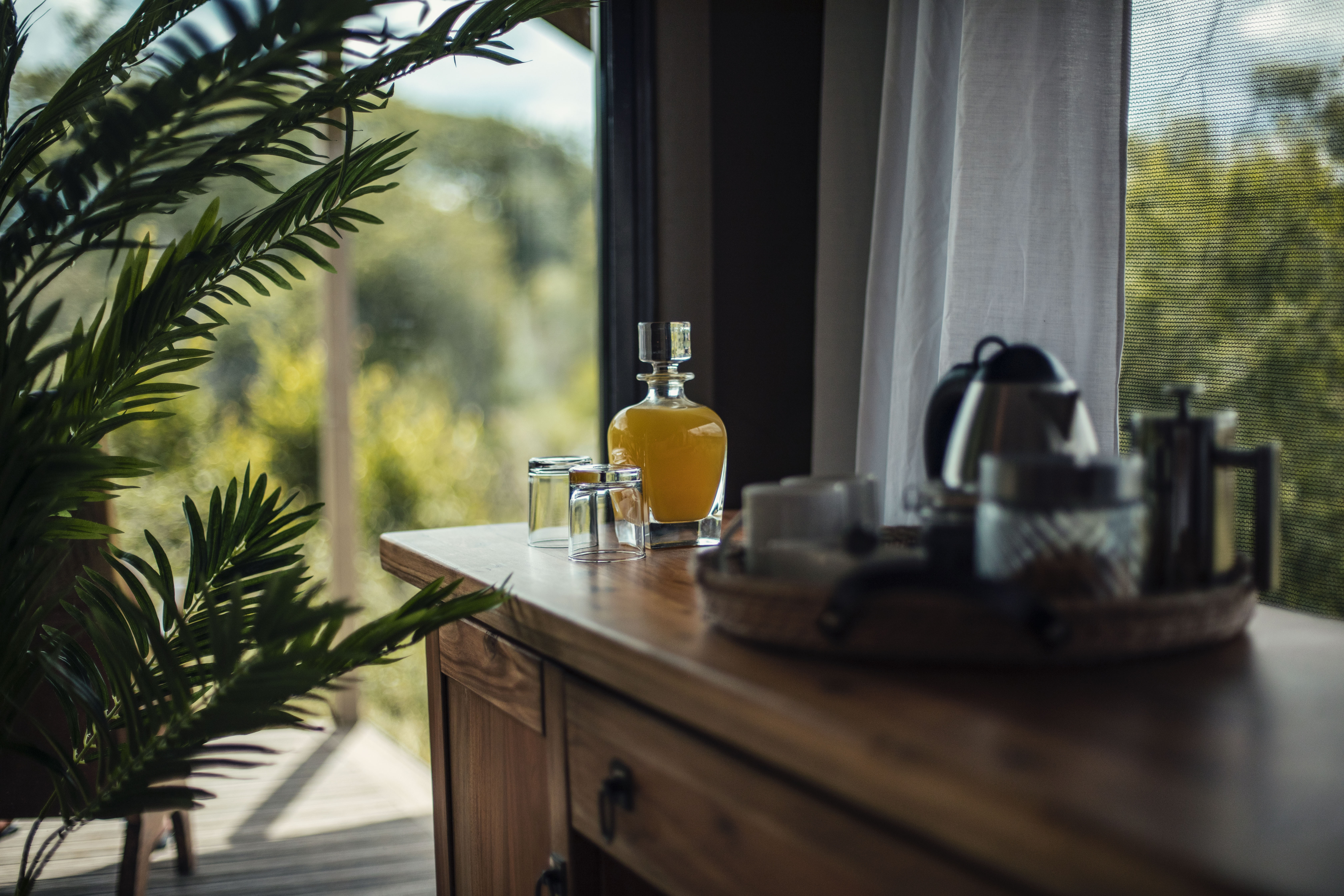 <p>All rooms offer a mini bar&nbsp;and also tea and coffee making facilities</p>