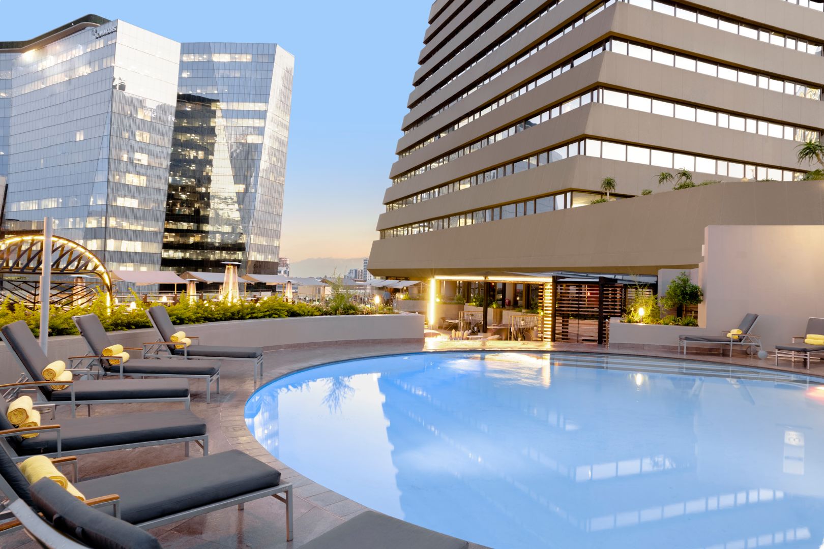 Sandton Sun thumbnail 3