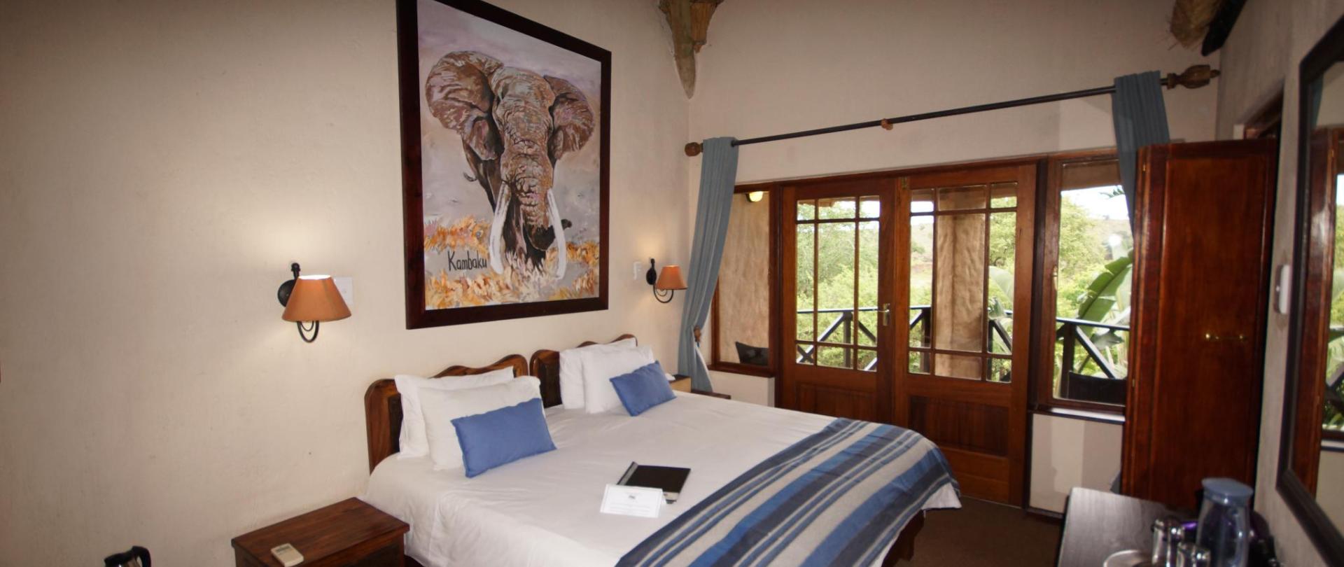 Crocodile Kruger Safari Lodge thumbnail 6