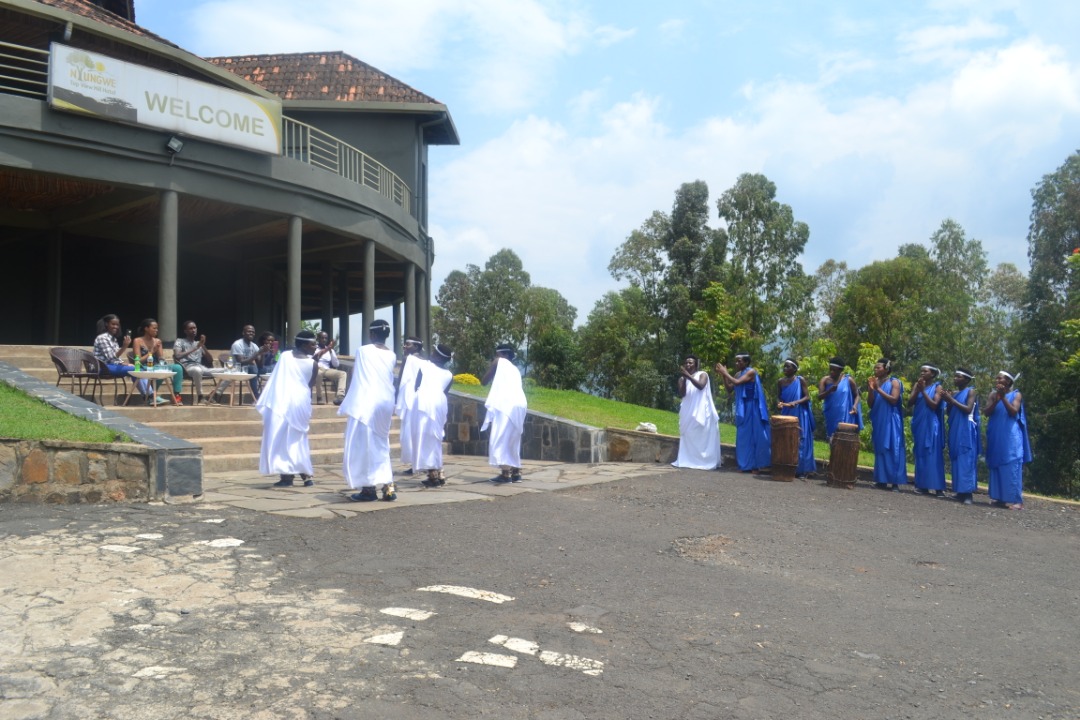 Nyungwe Top View Hill Hotel thumbnail 3