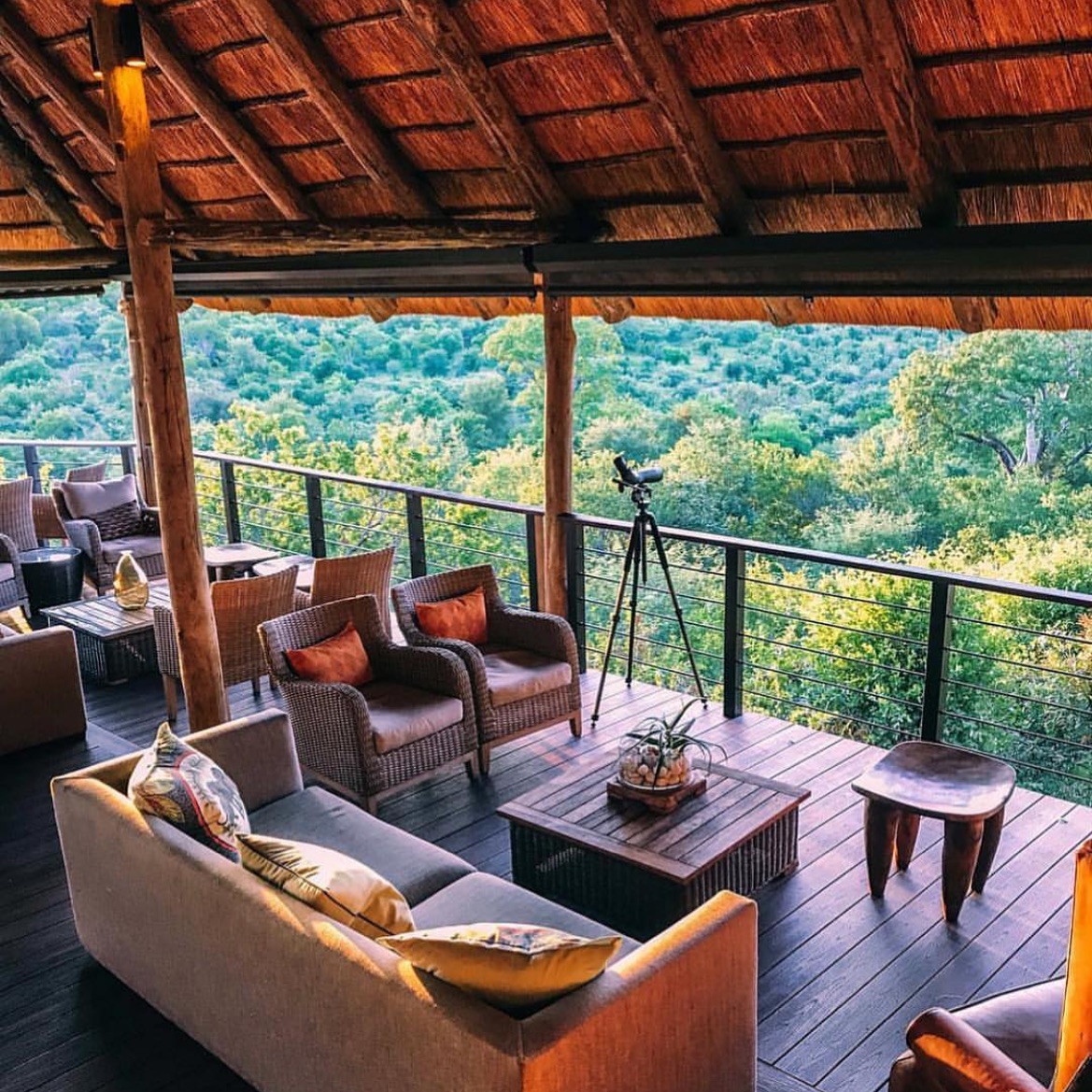 Victoria Falls Safari Club thumbnail 2