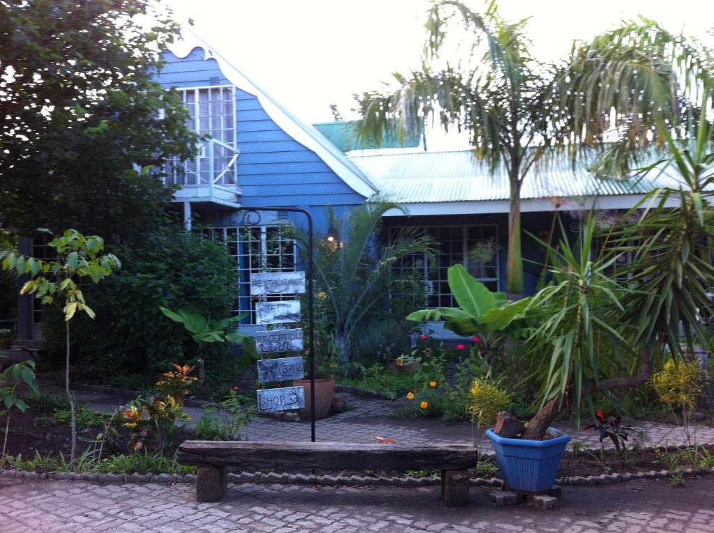 The Old House thumbnail 2