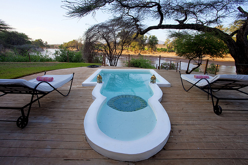 <p>Enjoy cooling off from the African heat!</p>