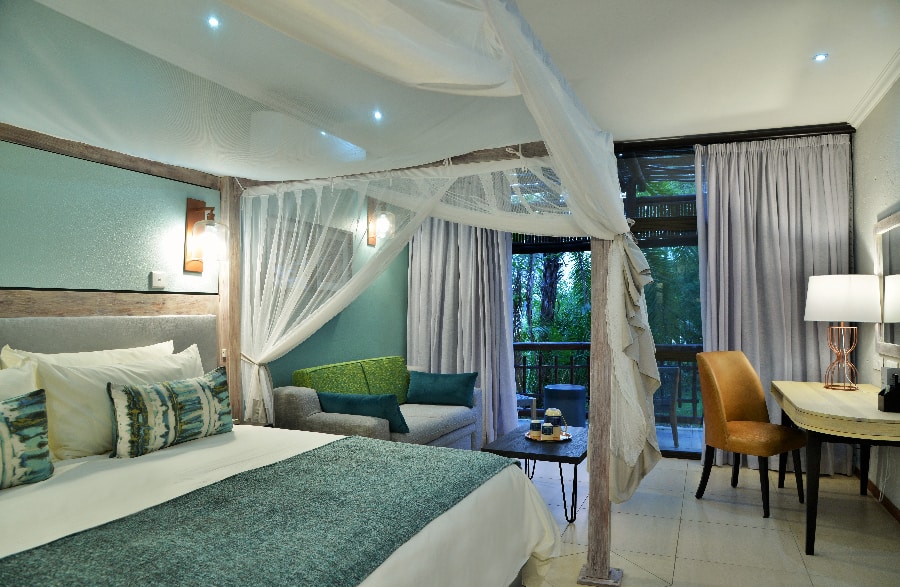 Cresta Mowana Safari Resort & Spa thumbnail 5