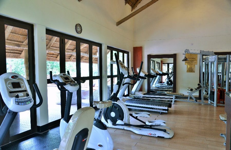 Cresta Mowana Safari Resort & Spa thumbnail 14