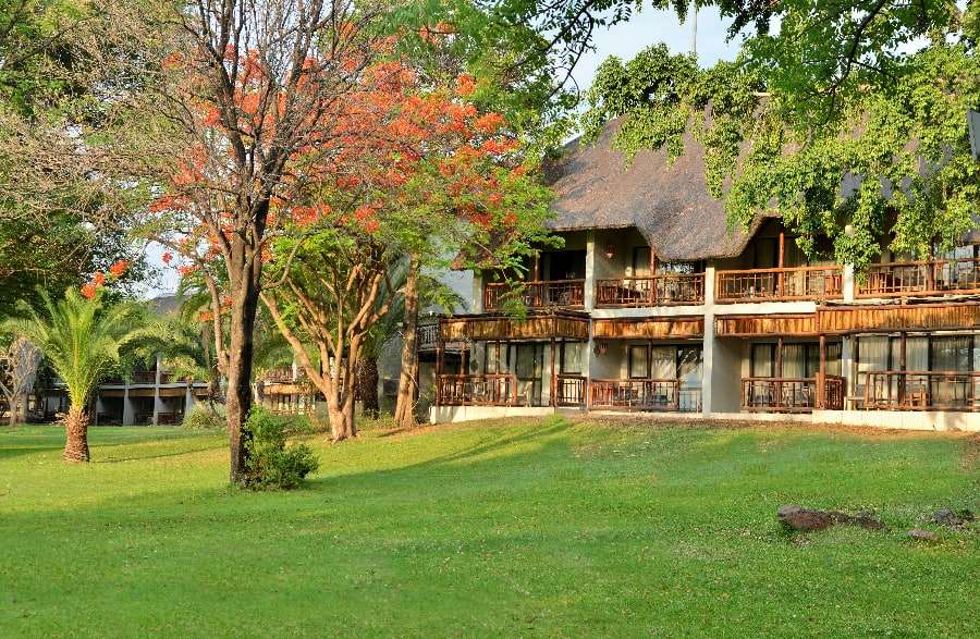 Cresta Mowana Safari Resort & Spa
