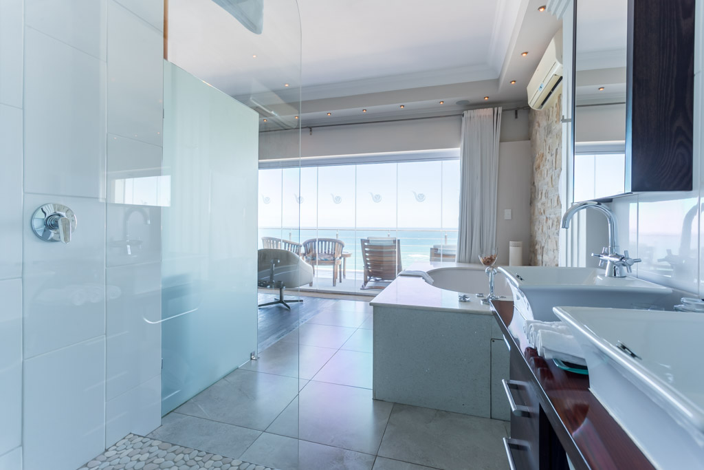 Head Over Hills thumbnail 3