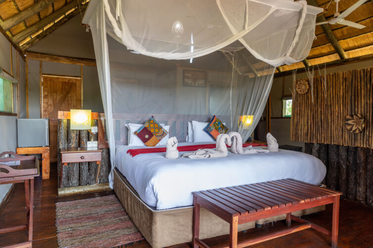 Chobe Mopani Forest Lodge thumbnail 5