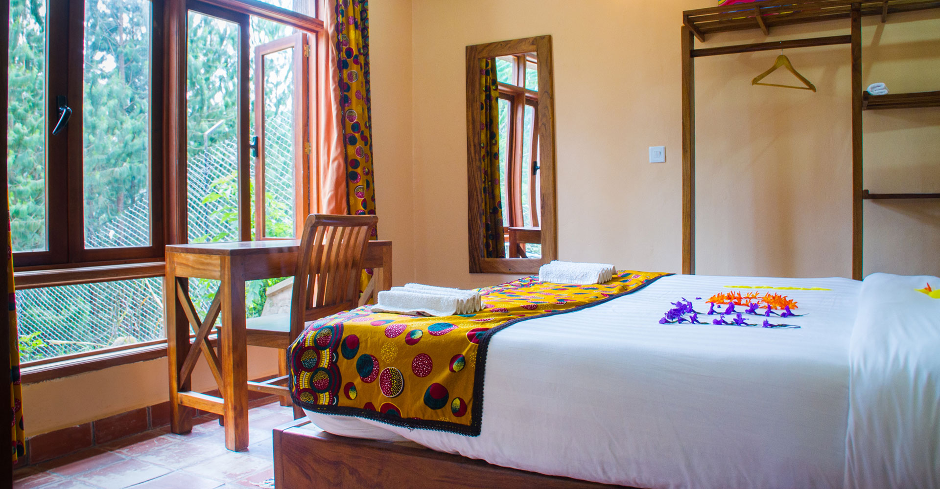 Ichumbi Gorilla Lodge thumbnail 8