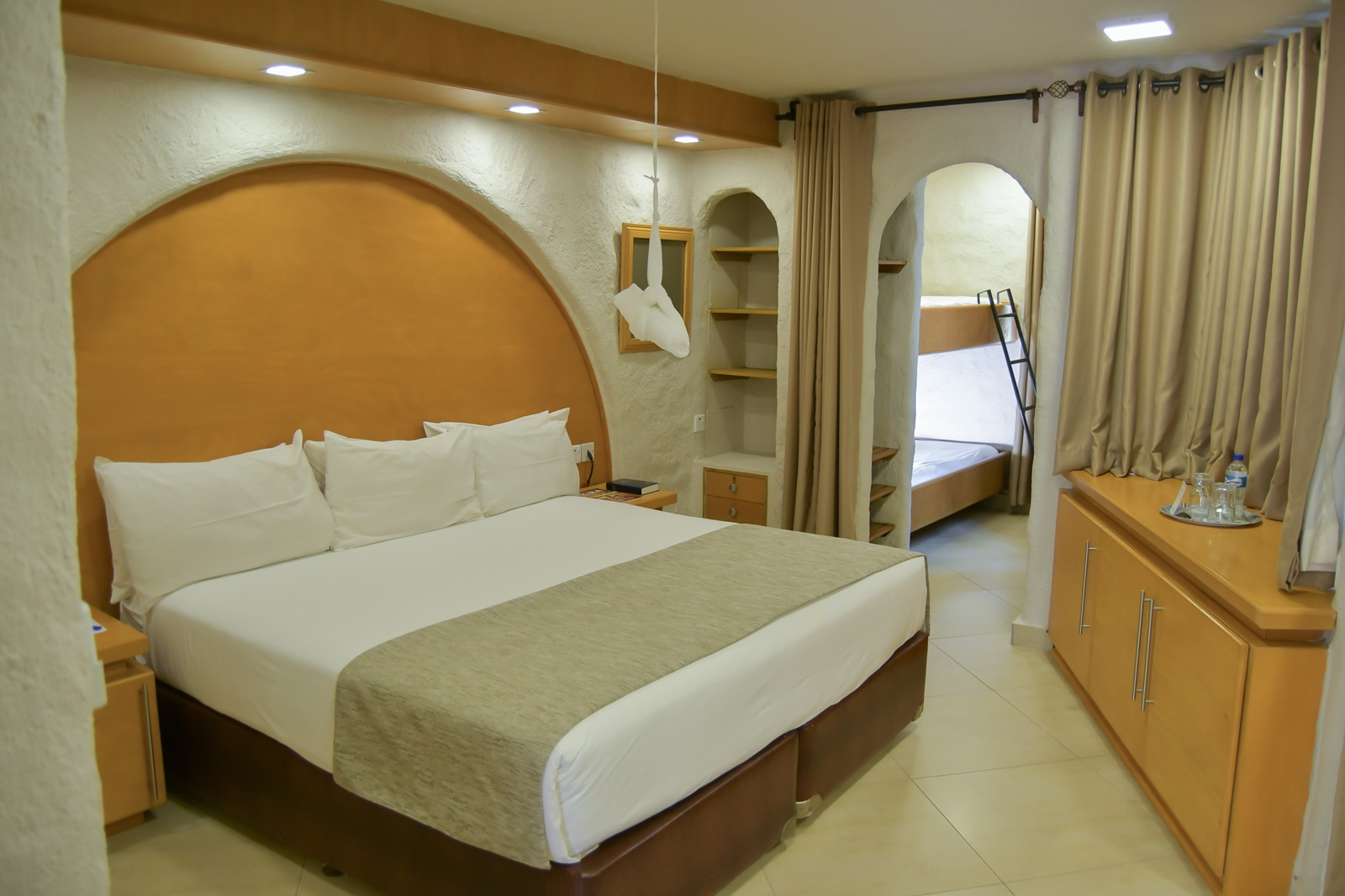 Carribea Bay Resort thumbnail 5