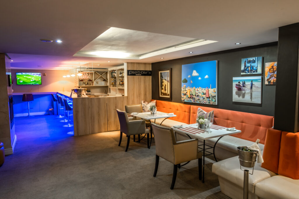 The Bantry Bay Suite Hotel thumbnail 7