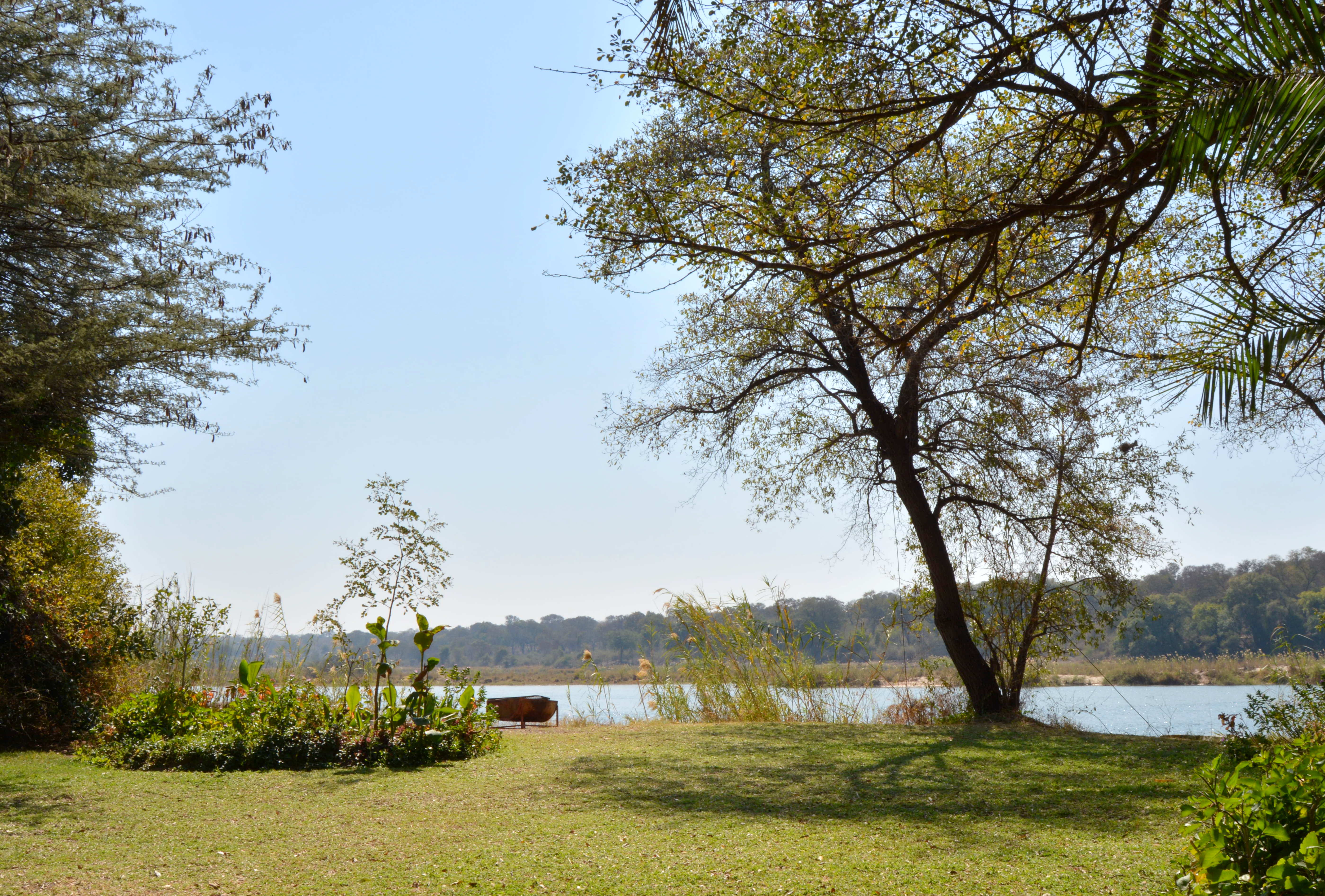 Ngepi Camp thumbnail 3