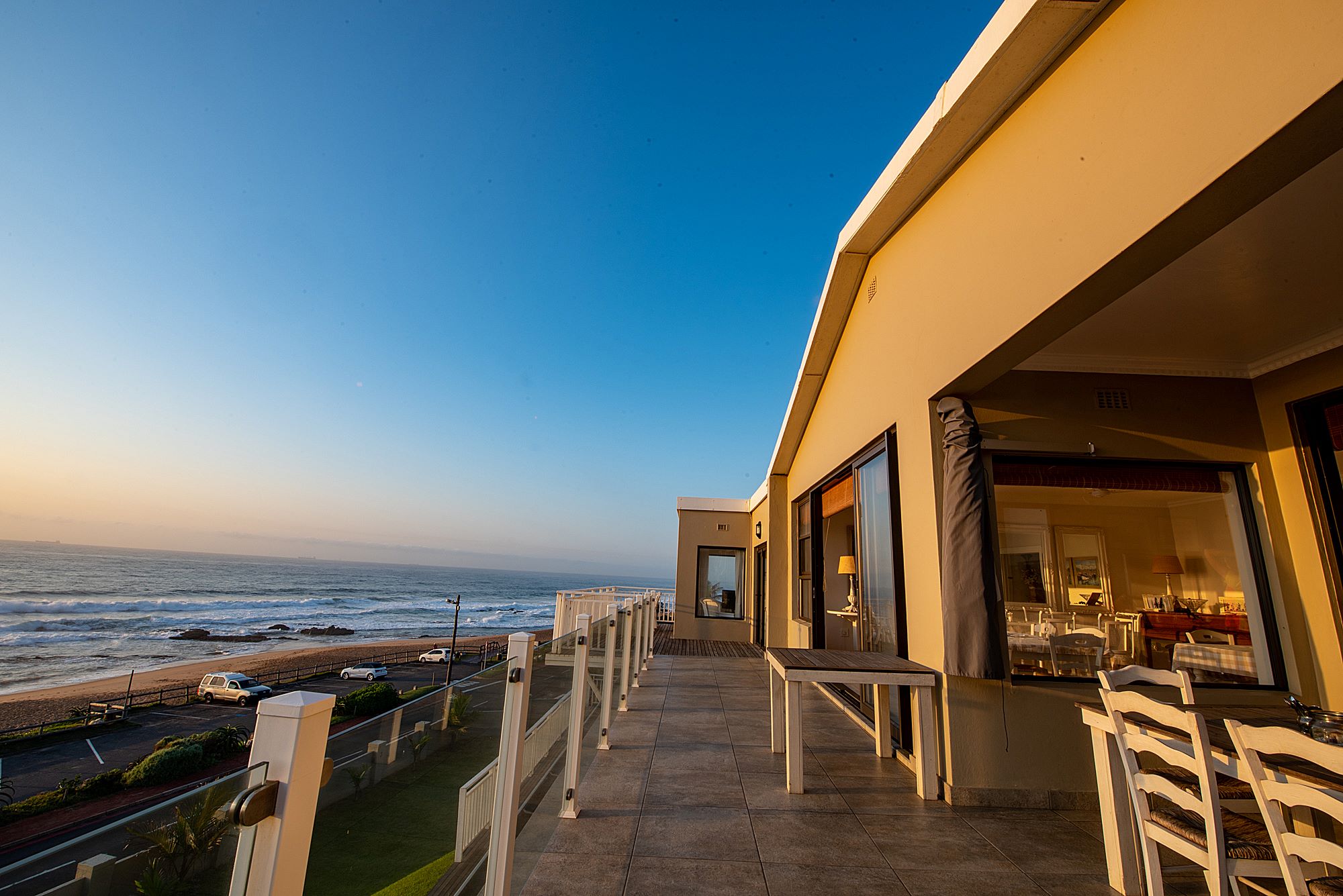 Fairlight Beach House thumbnail 3
