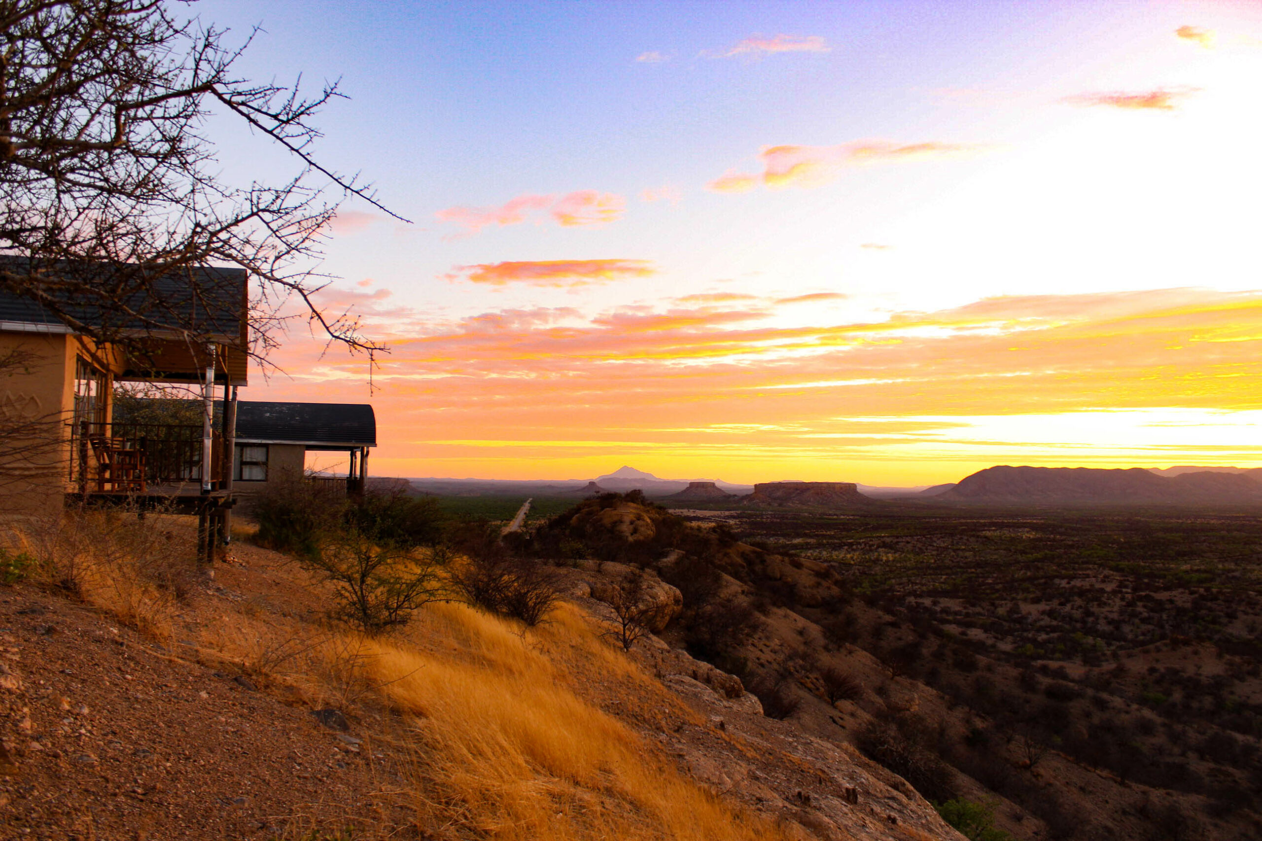 Ugab Terrace Lodge thumbnail 2