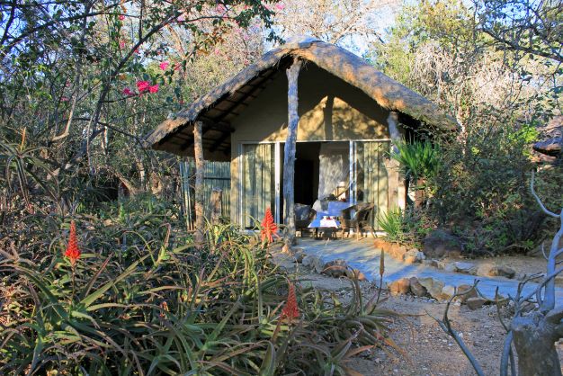 KwaMbili Game Lodge thumbnail 2