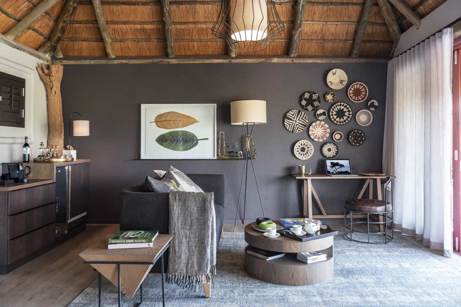 <p>Suites are stylishly and luxuriously furnished</p>