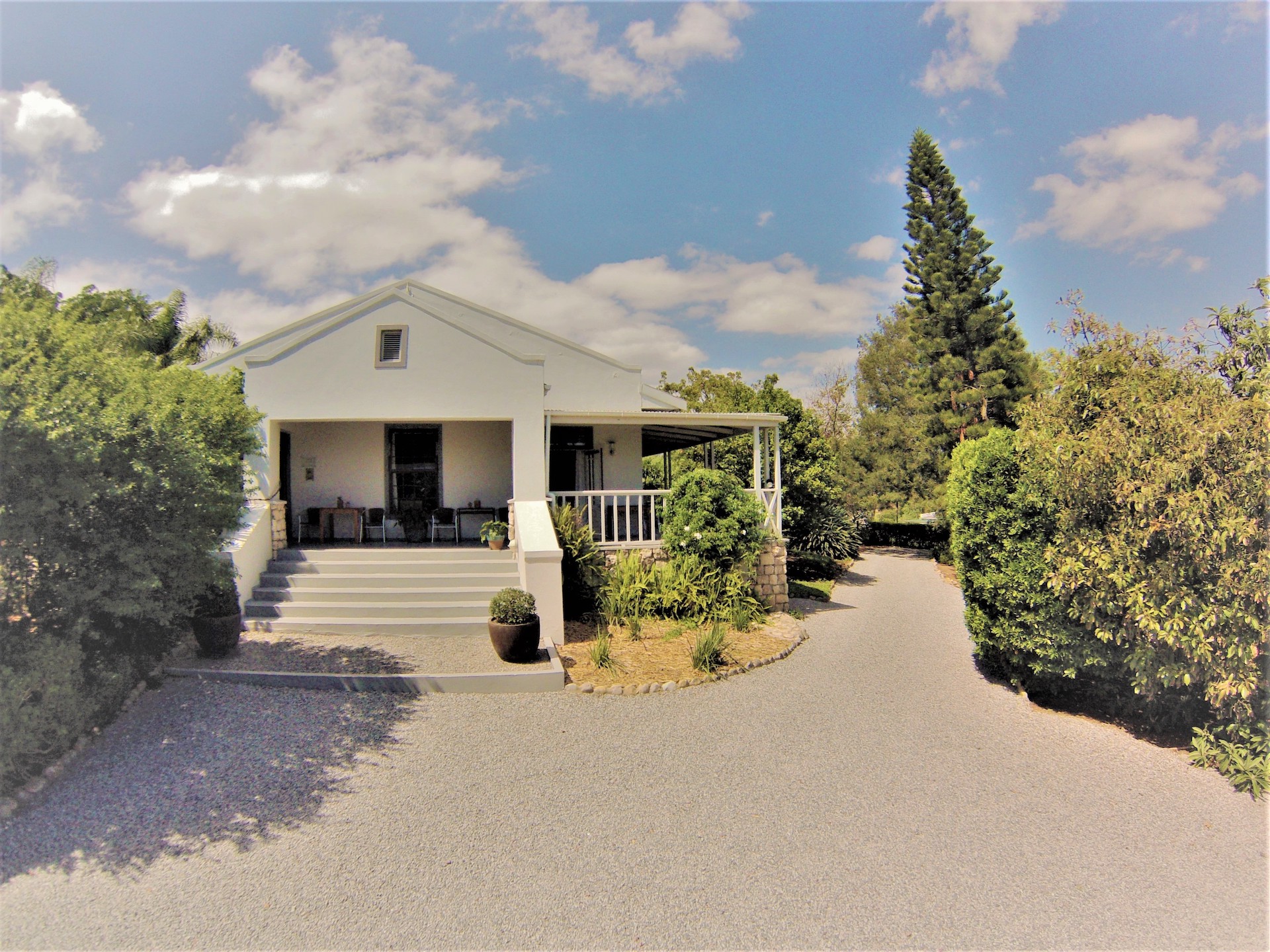 Swellendam Country Lodge thumbnail 2