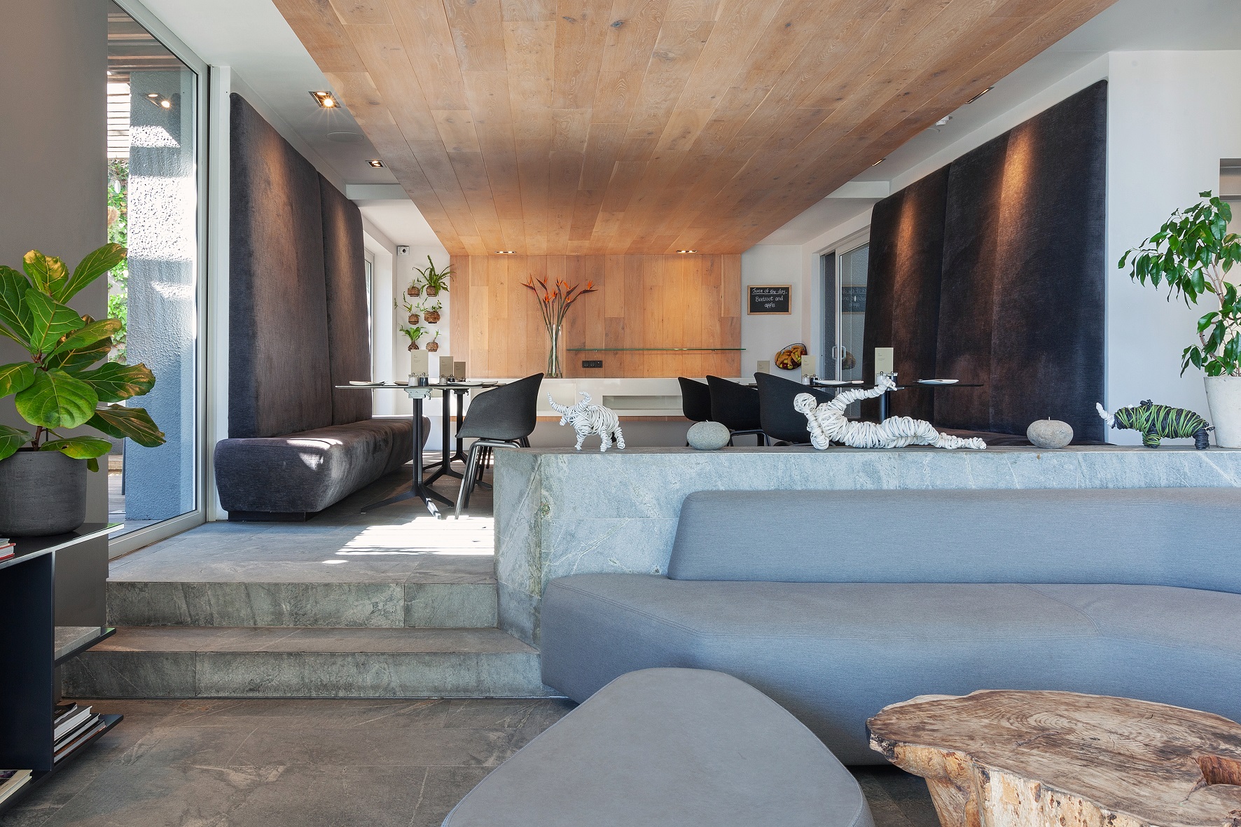 POD Boutique Hotel thumbnail 2