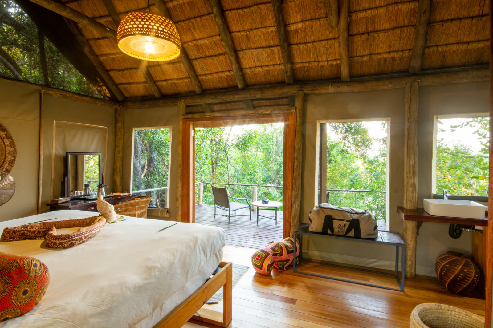 Nxamaseri Island lodge thumbnail 1