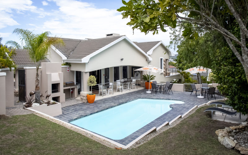 Orange Inn Knysna thumbnail 6