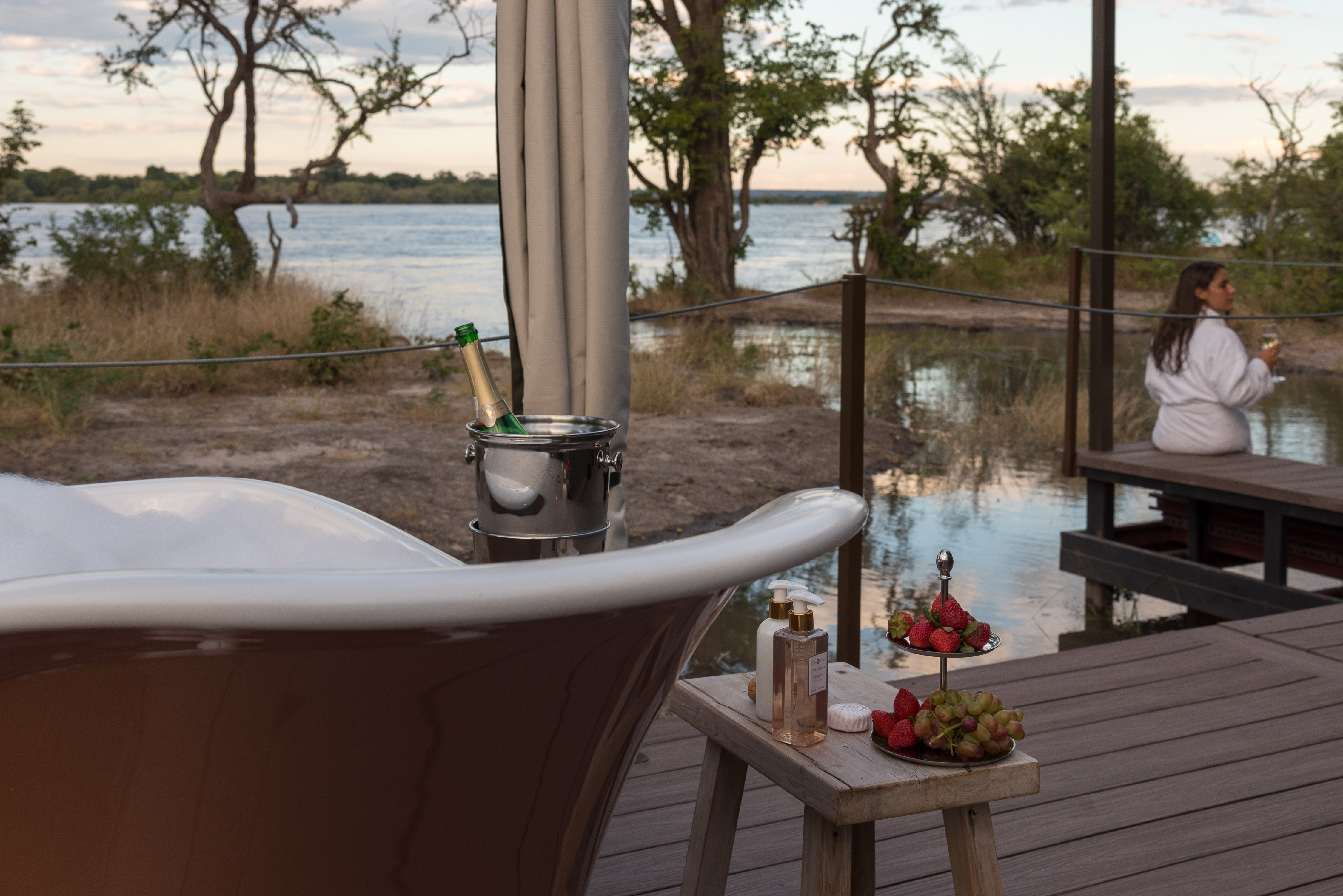 Old Drift Lodge thumbnail 30