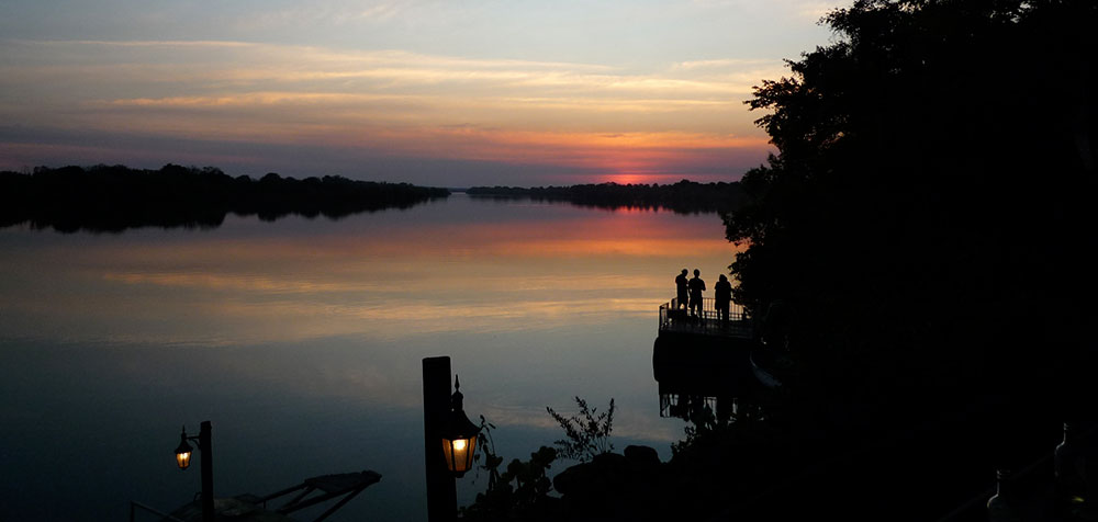 Victoria Falls Waterfront thumbnail 7