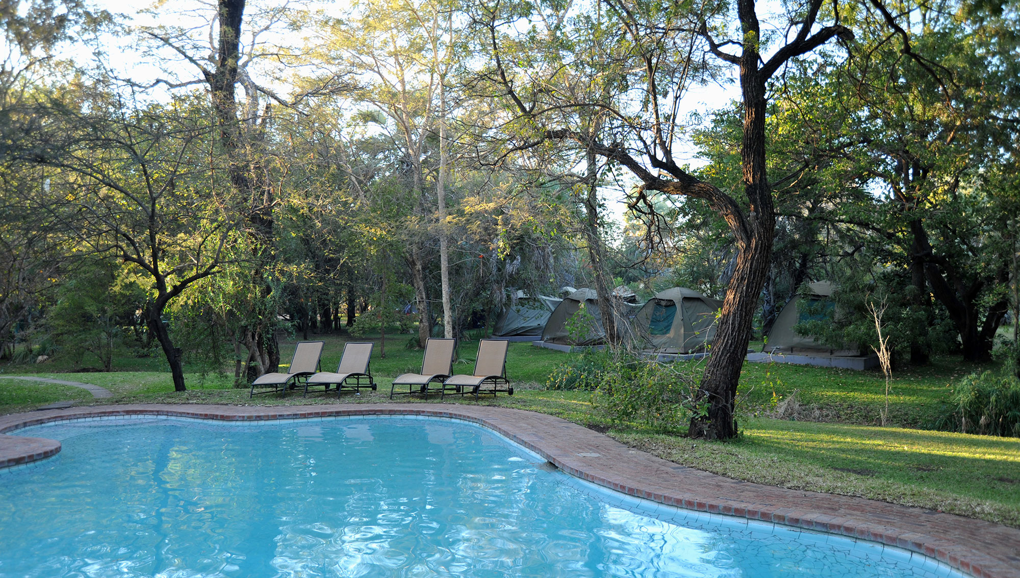 Victoria Falls Waterfront thumbnail 9