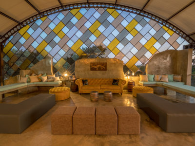 Pangolin Chobe Hotel thumbnail 3