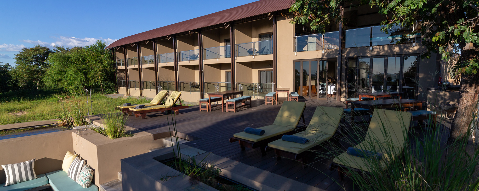 Pangolin Chobe Hotel