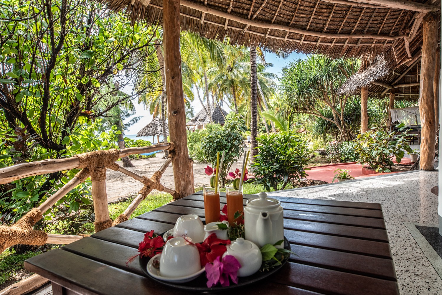 Pongwe Beach Hotel thumbnail 6