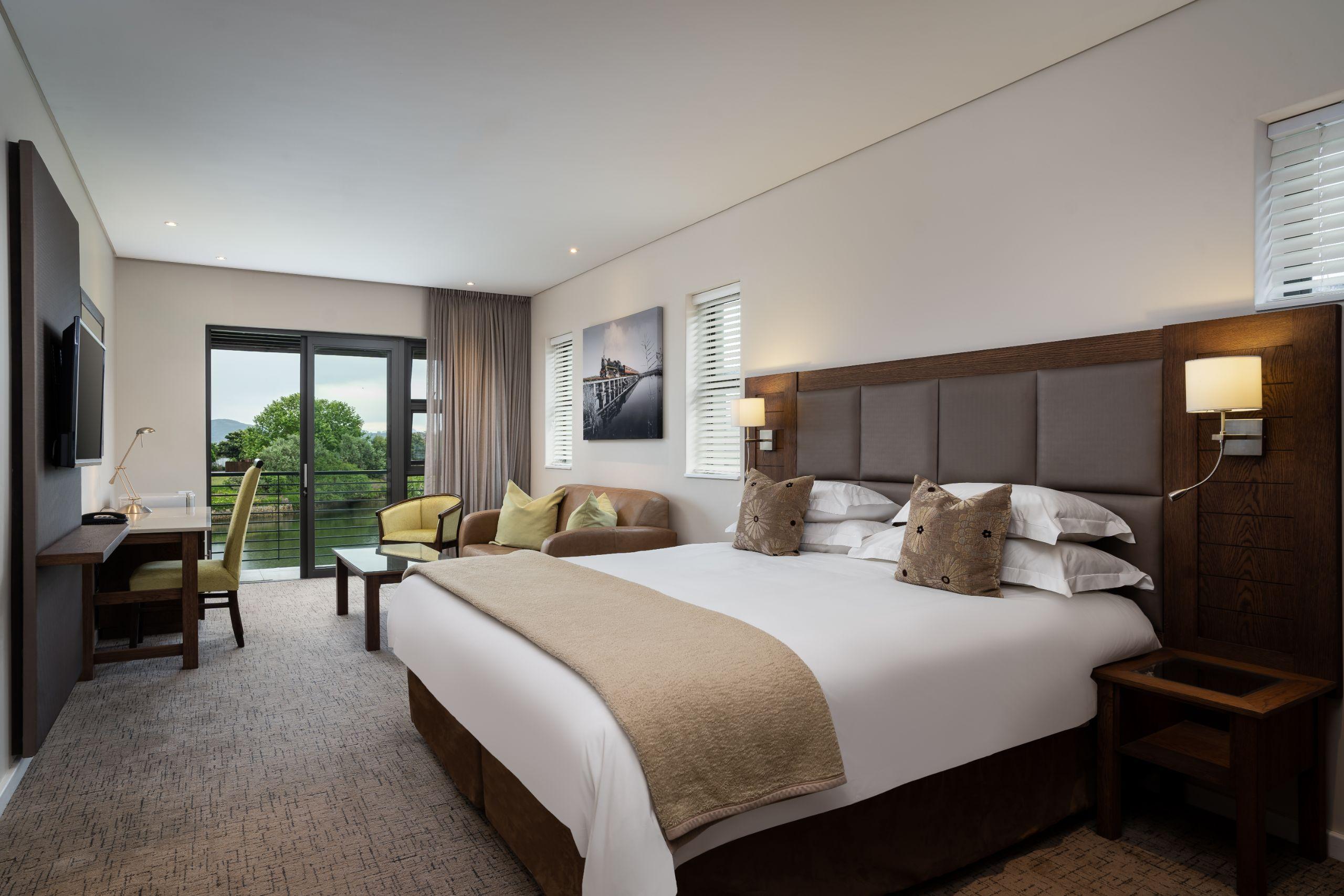 Premier Resort The Moorings thumbnail 2