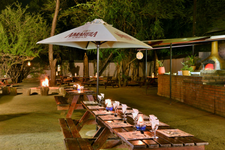 Thebe River Safaris Lodge