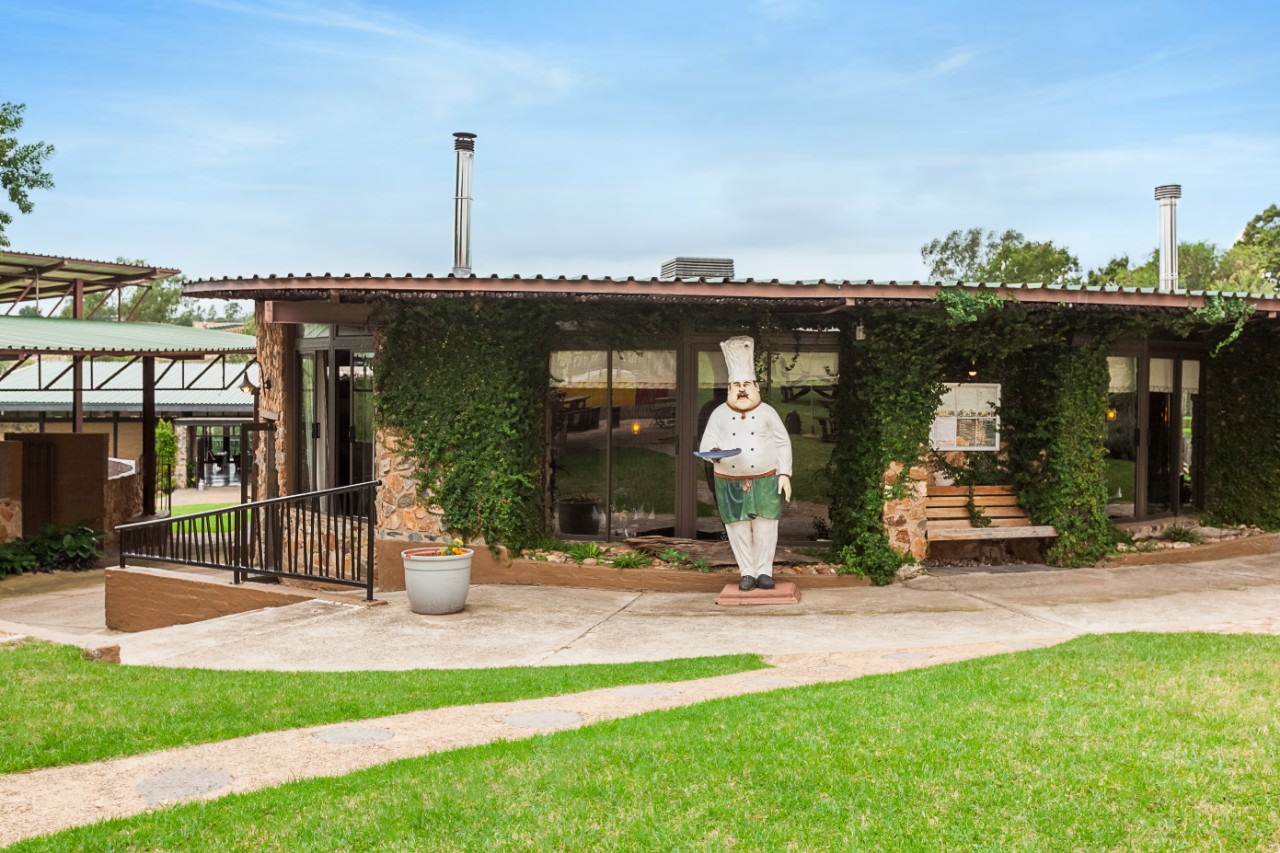 Riverstone Lodge