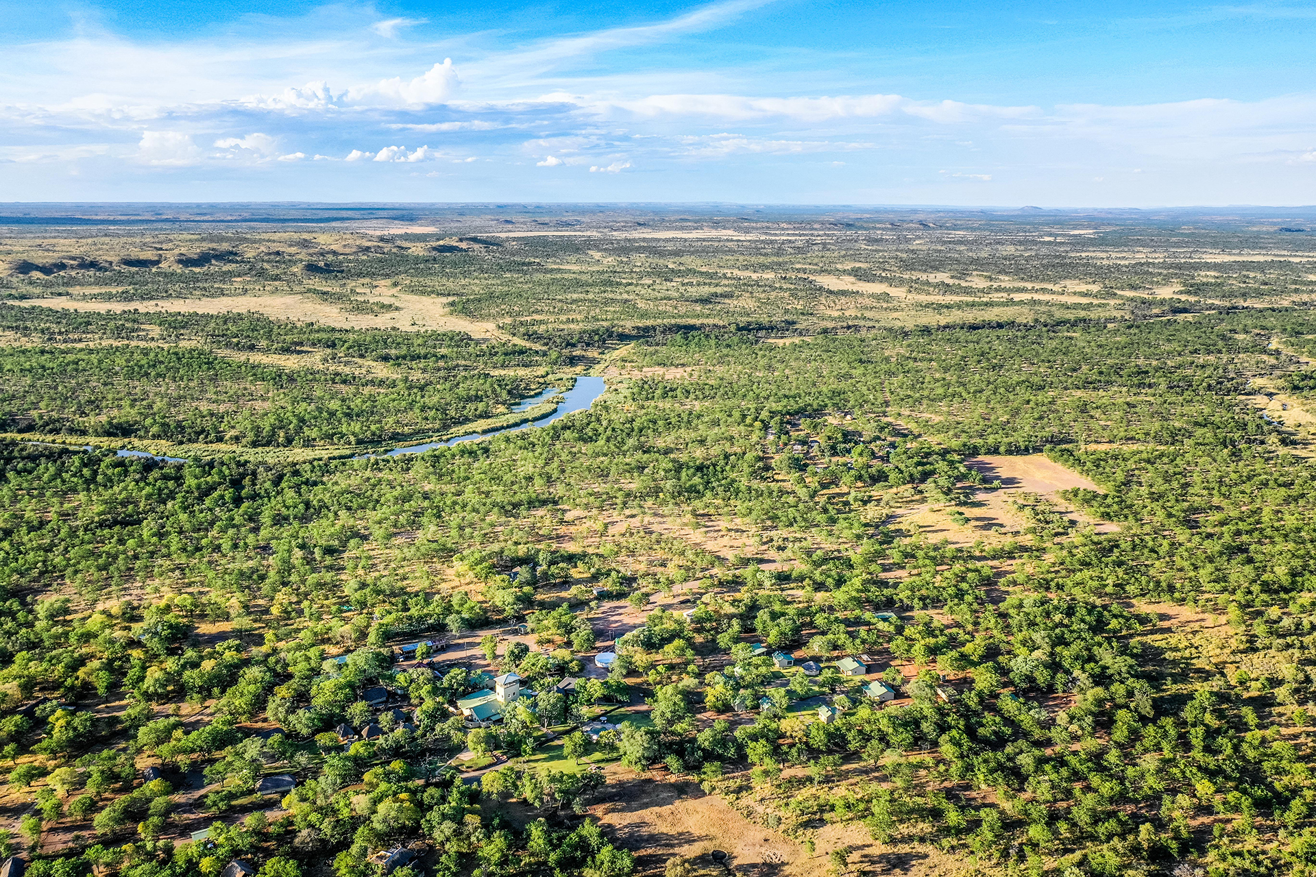 Robin's Camp thumbnail 7