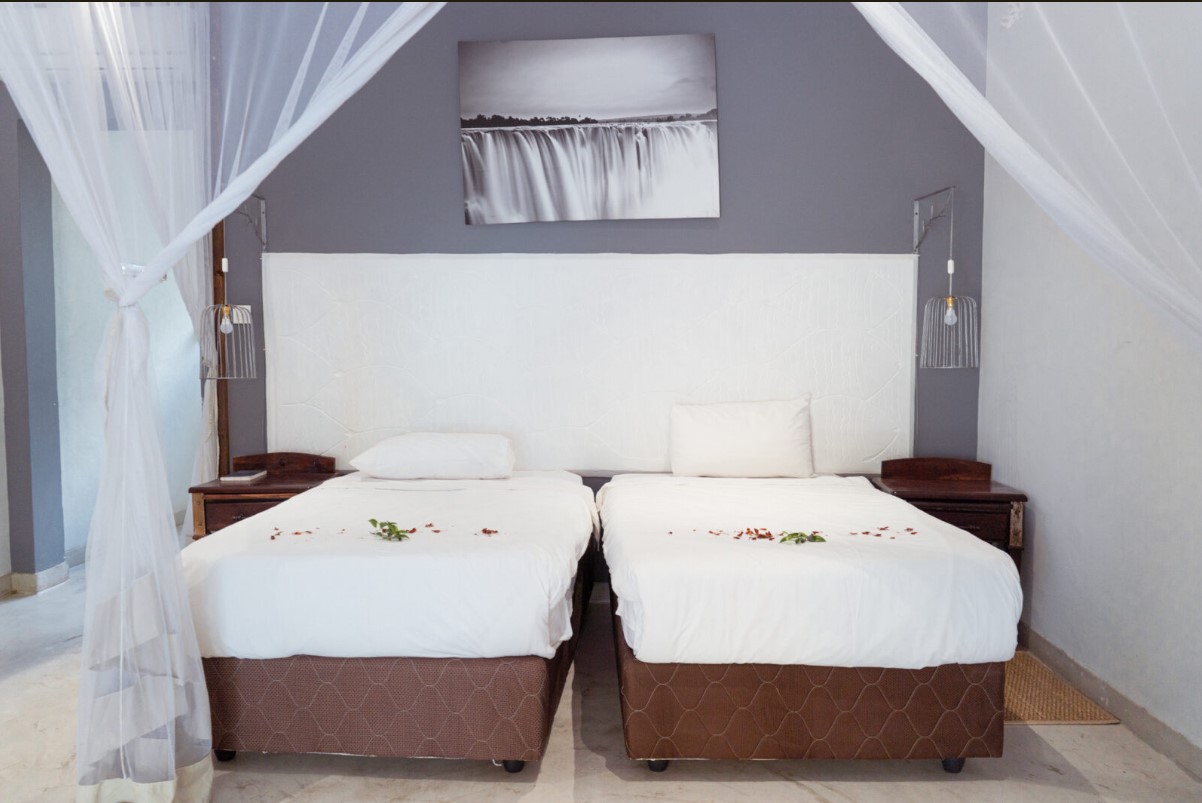 Crowned Eagle Boutique Hotel