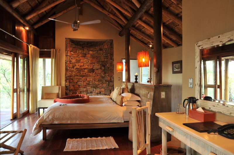 Buffalo Ridge Safari Lodge thumbnail 3