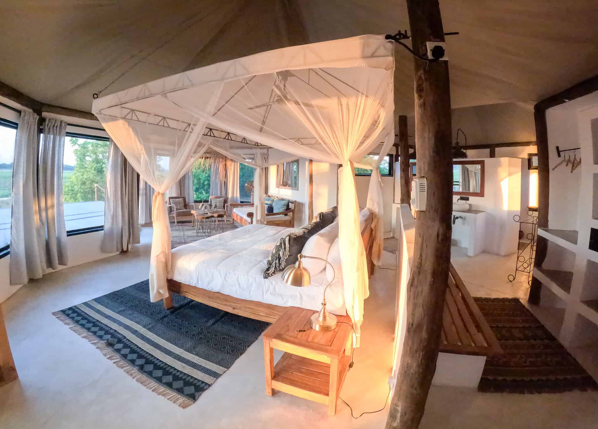 Sunset House thumbnail 5