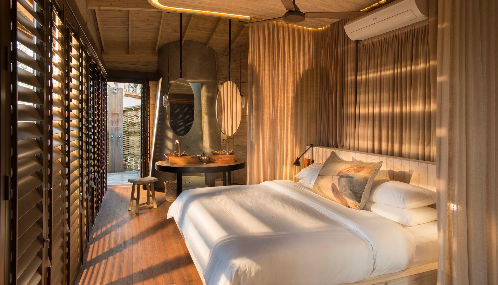 Sandibe Okavango Safari Lodge