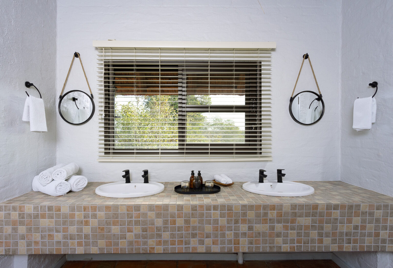 Simbavati Mvubu Cottage thumbnail 6