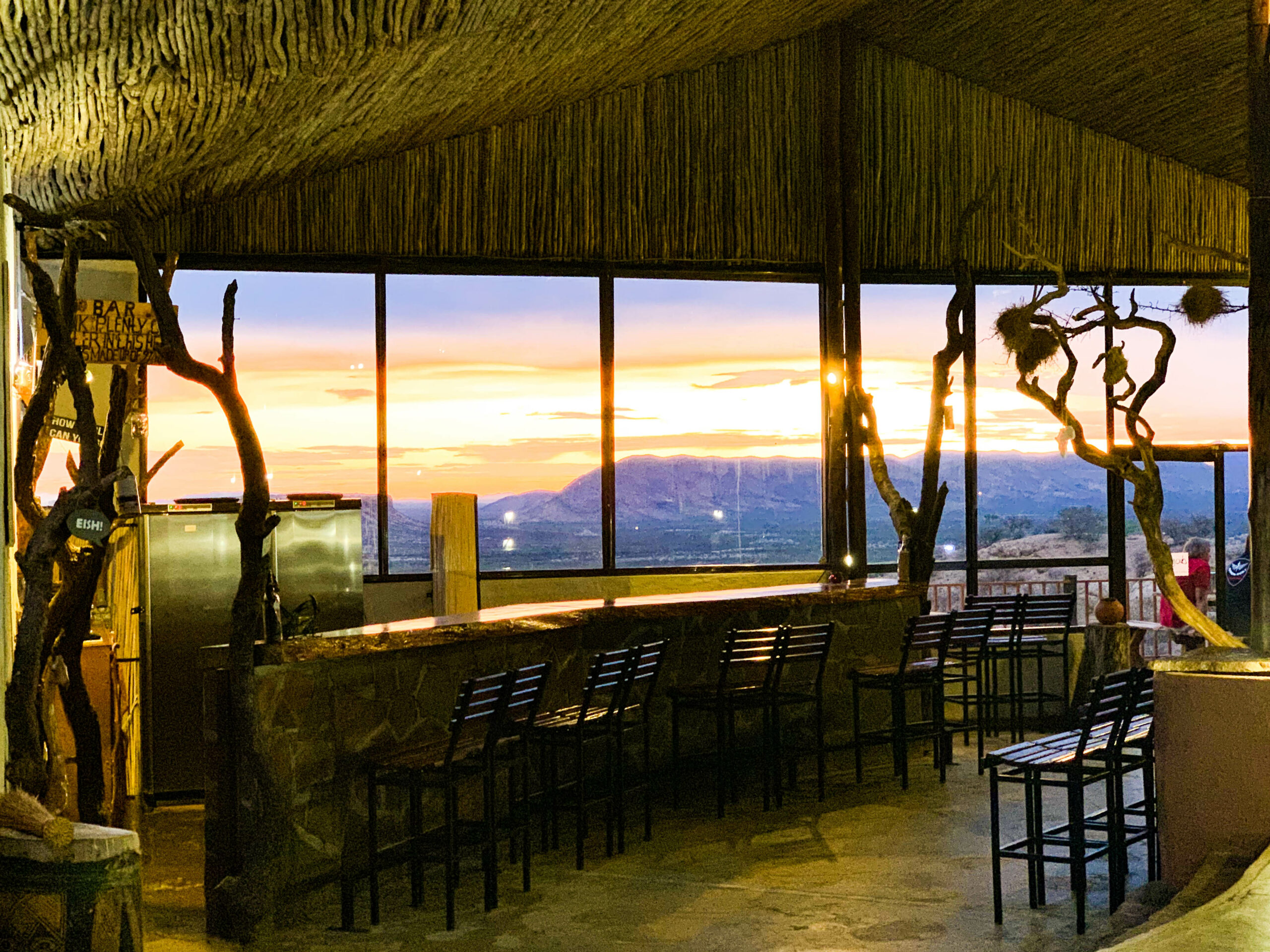 Ugab Terrace Lodge thumbnail 4